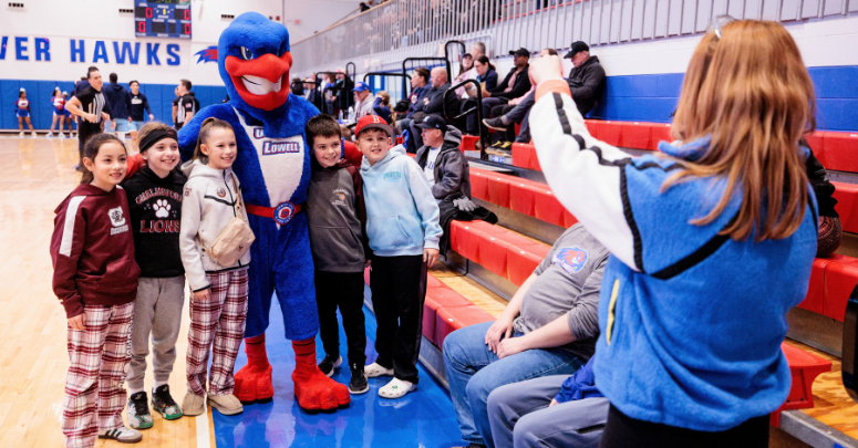 UMass Lowell MBB vs. Saint Peter's | Kennedy Athletic Center